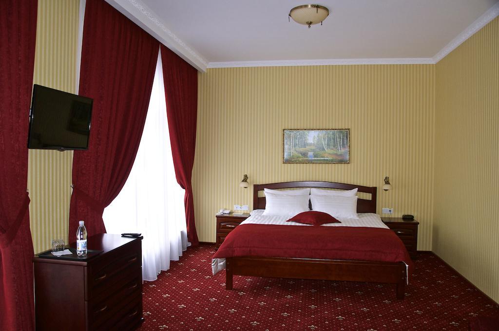 Slava Hotel Zaporizhia Exterior photo
